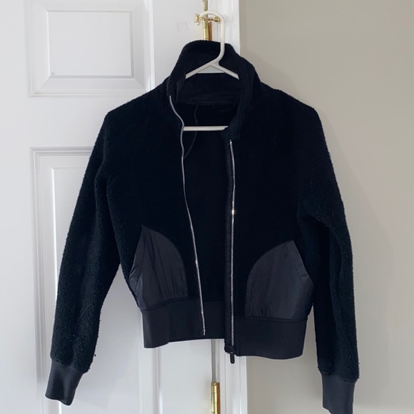 LuluLemon So Sherpa Fleece Bomber Jacket Size 2 - Picture 4 of 8